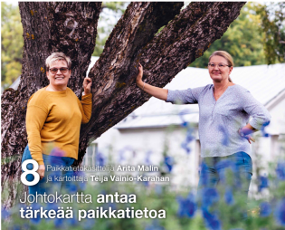 Turun Vesihuollon paikkatietokäsittelijät Arita Malin ja Teija Vainio-Karahan hymyilevät kameralle.